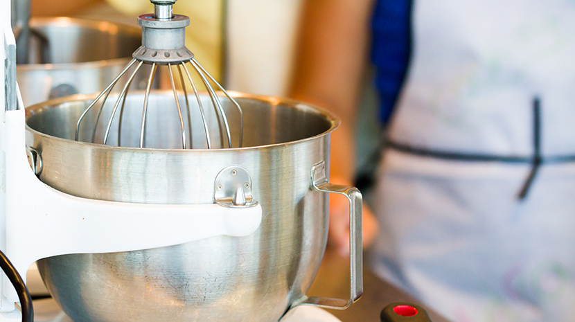 أجهزة المطبخ وتجهيز الأغذية